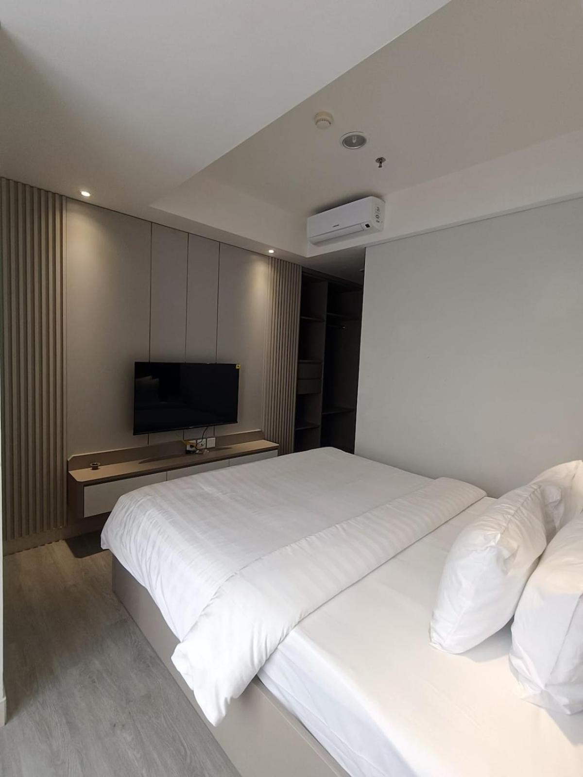 Apartment Gold Coast Japanese Netflix Sofa Bed *